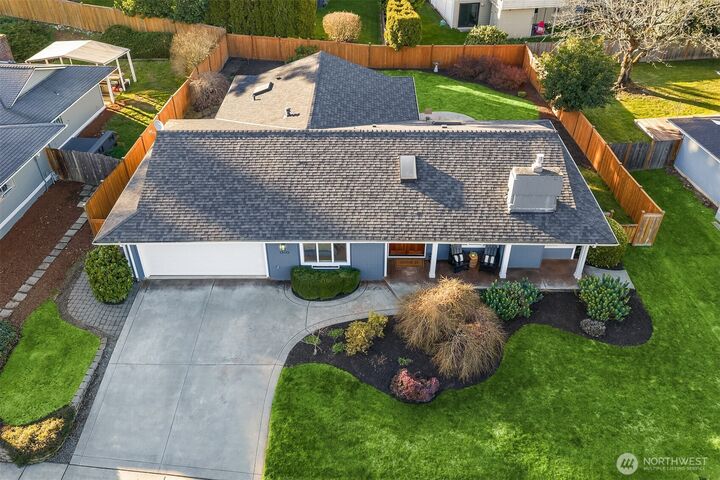 Property Photo:  1509  179th Avenue NE  WA 98008 