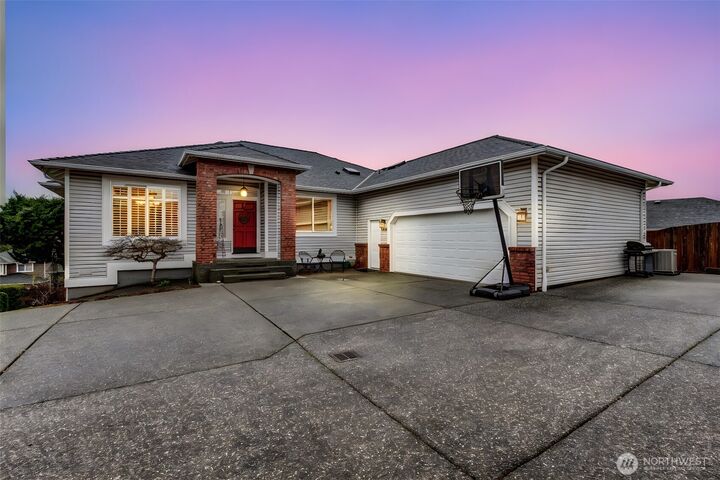 Property Photo: 7721 74th Drive NE WA 98270