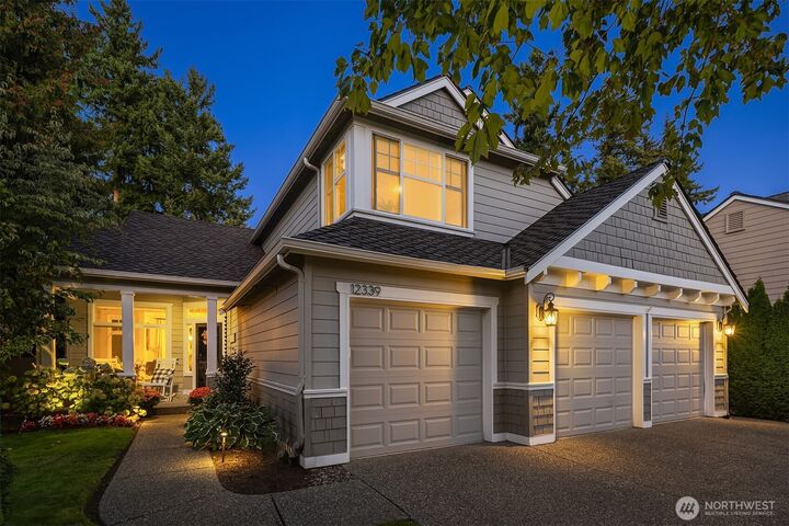 Property Photo:  12339  Clubhouse Lane  WA 98275 