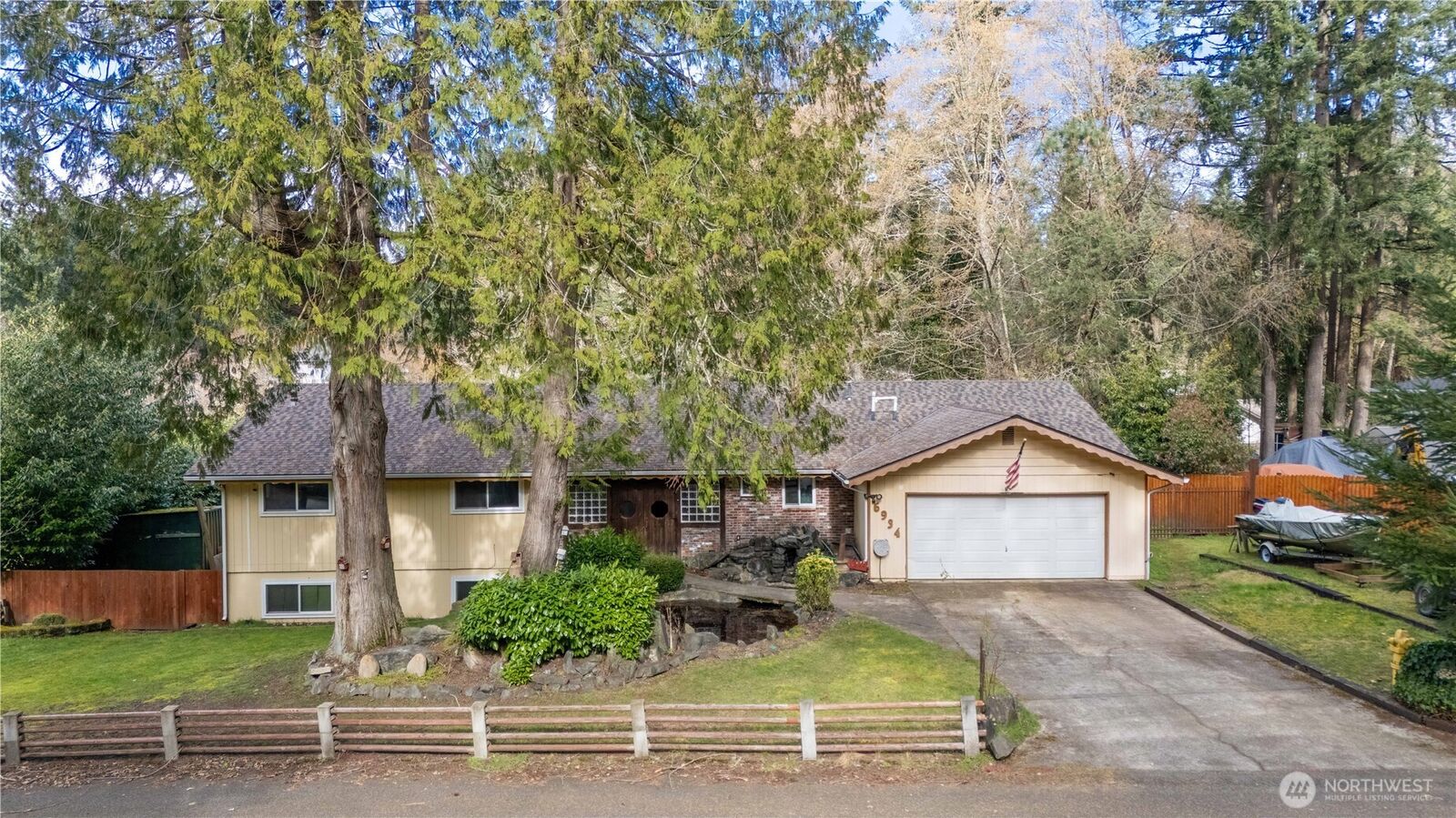 Property Photo:  6934  43rd Loop SE  WA 98503 