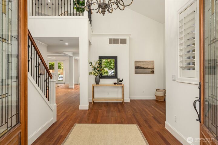 Property Photo:  6577  102nd Avenue NE  WA 98033 