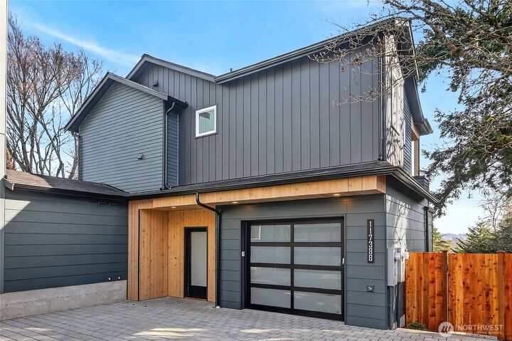 Property Photo:  11738 -B  23rd Avenue NE  WA 98125 