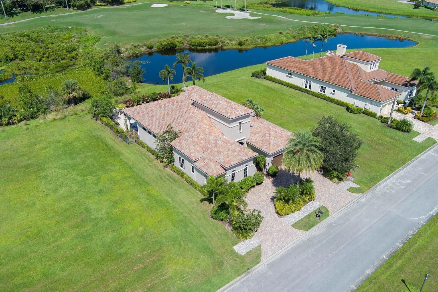 Property Photo:  138 SE Via San Marino  FL 34984 