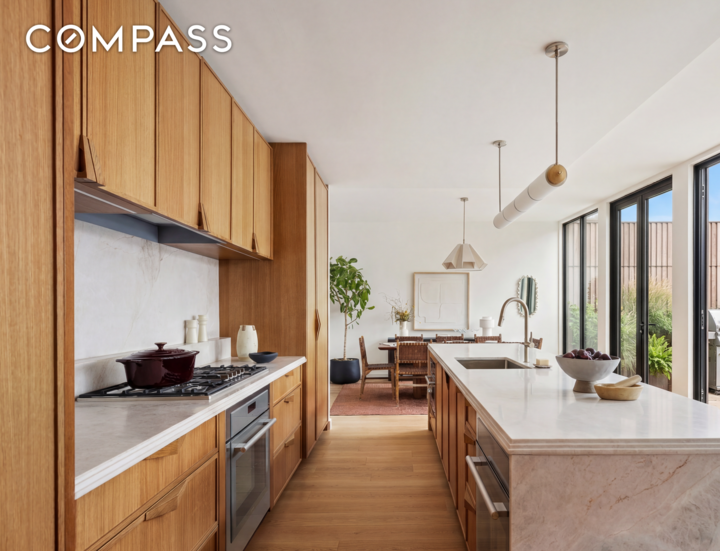 Property Photo:  323 Bergen Street Ph608e  NY 11217 