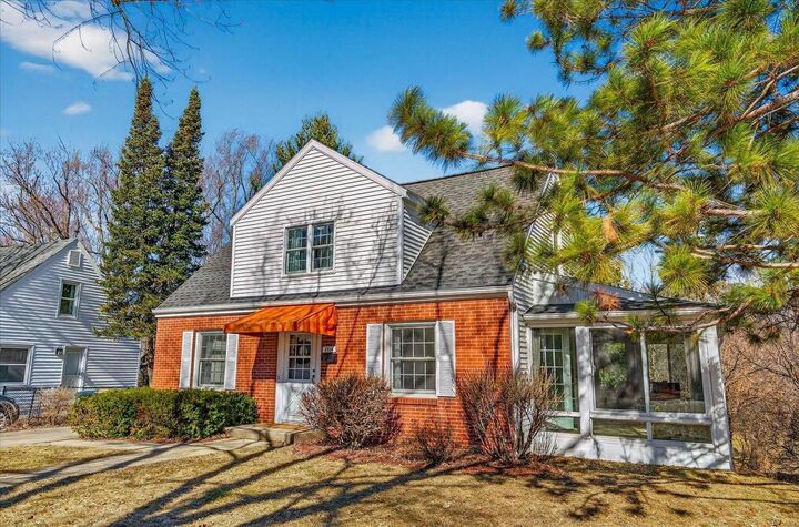 Property Photo:  3534 Heather Crest  WI 53705 