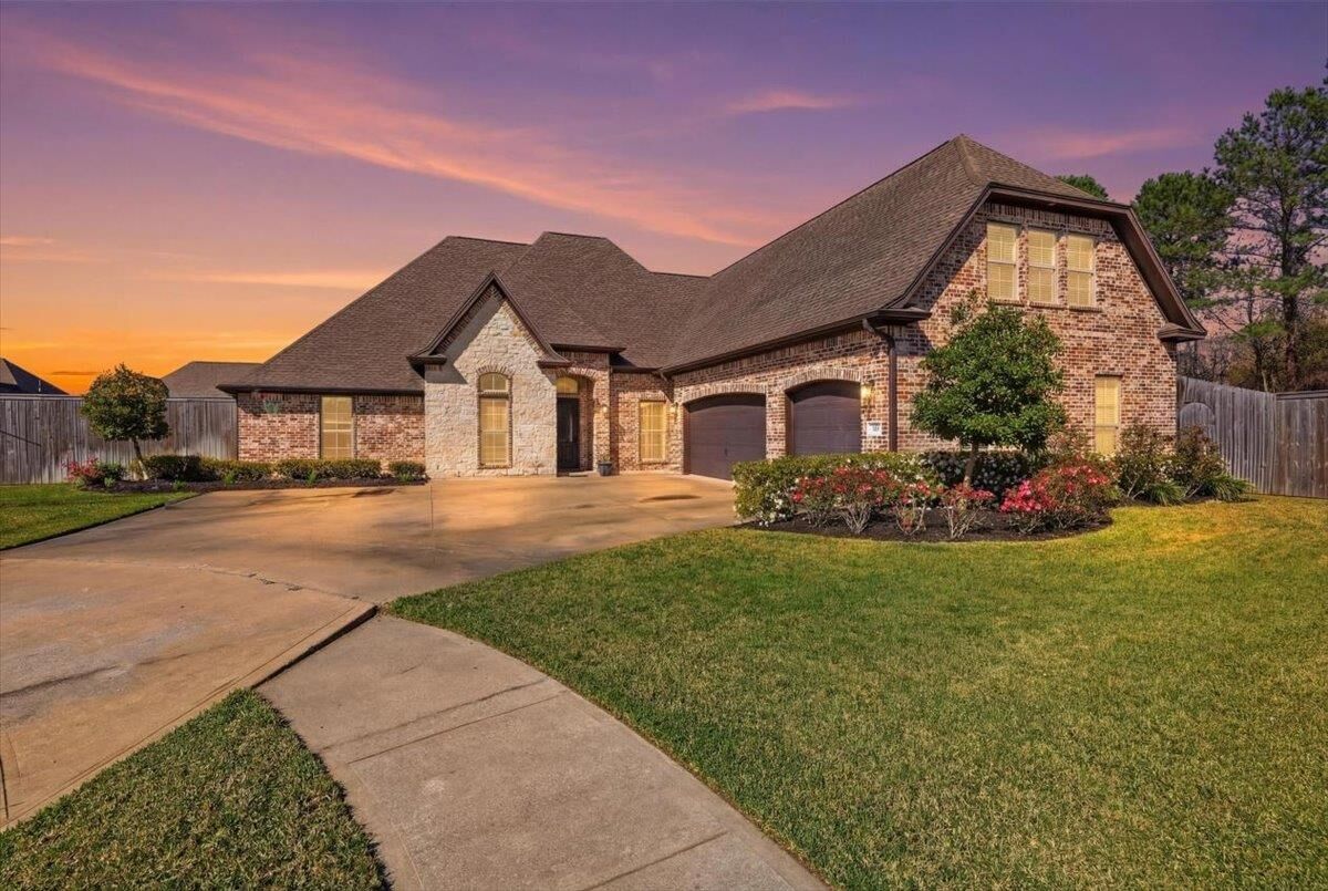 Property Photo:  515 River Birch Dr.  TX 77657 