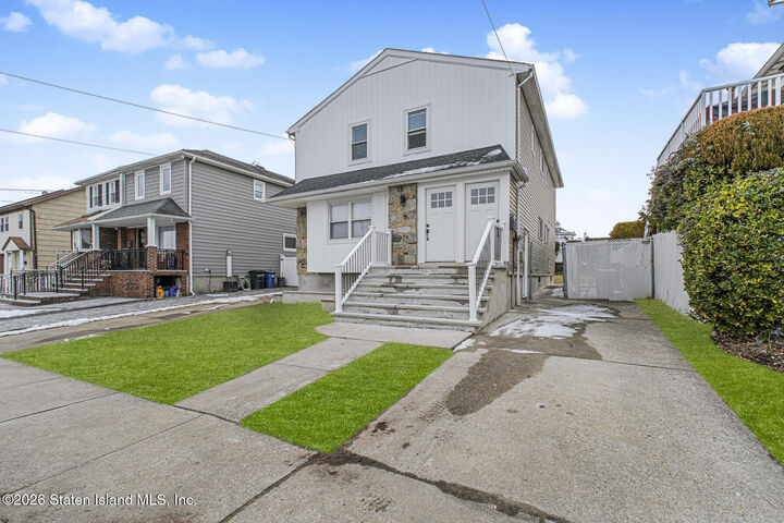 Property Photo:  126 Annadale Road  NY 10312 