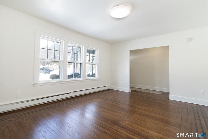 Property Photo:  82 Noble Street  CT 06516 