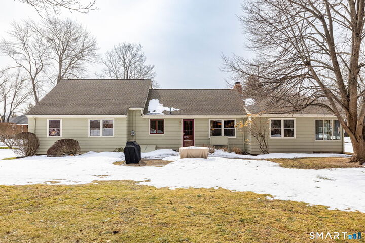 Property Photo:  31 Ox Yoke Drive  CT 06109 