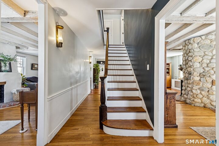 Property Photo:  27 Park Place  CT 06512 