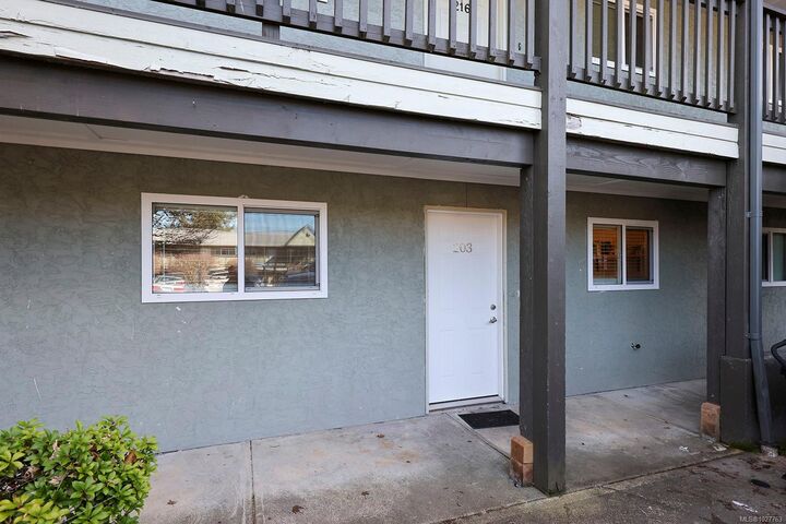 Property Photo:  1540 Piercy Ave #203  BC V9N 3E9 