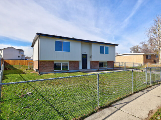 Property Photo: 4738 S Meadow Wood Way UT 84129