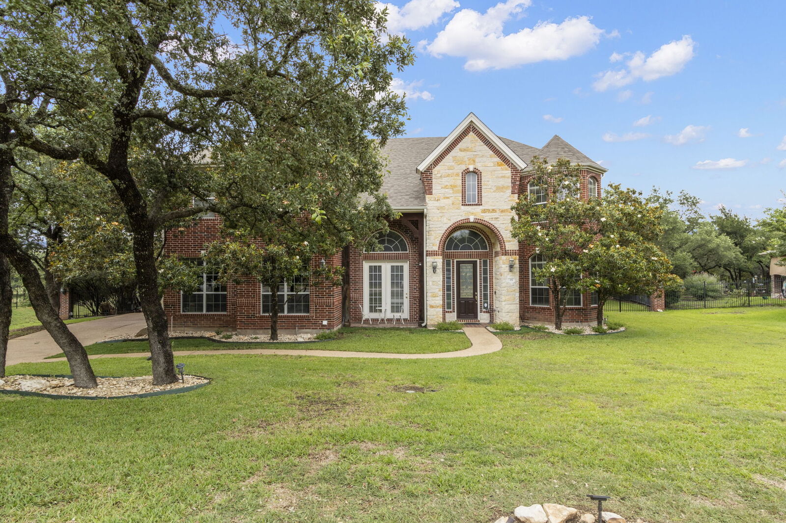 Property Photo:  15 Sarazen Loop N  TX 78628 