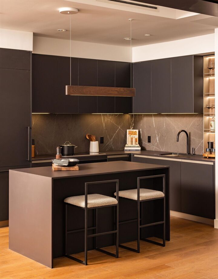 Property Photo: 480 W 16th Avenue 503 BC V5Z 2W4