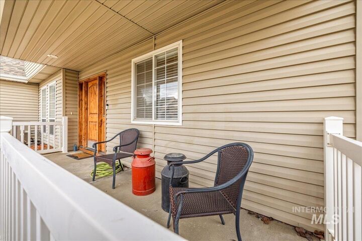 Property Photo:  3534 N Summerpark Ave  ID 83646 