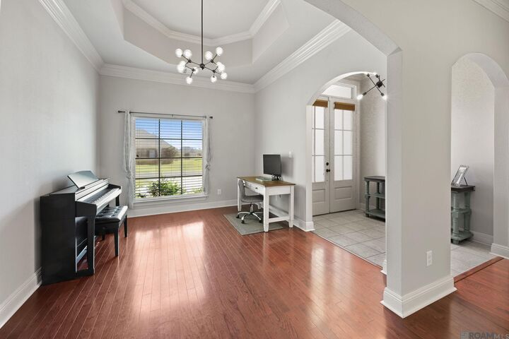 Property Photo:  7119 Lakecrest Dr  LA 70791 