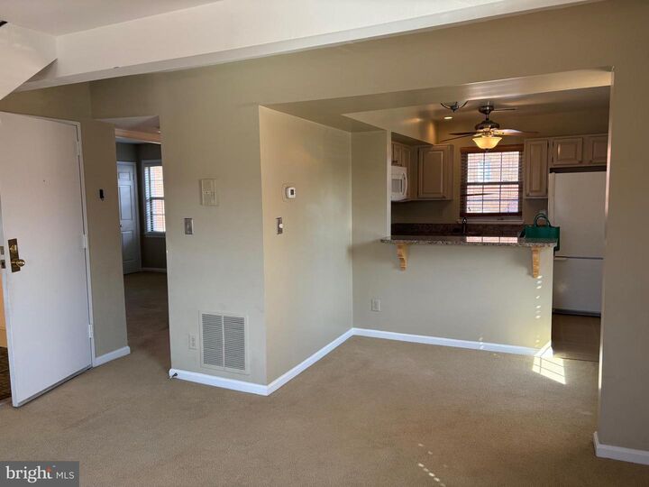 Property Photo:  601 Bashford Lane 4  VA 22314 