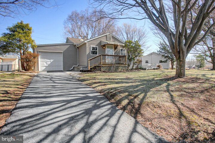 Property Photo:  123 Lincoln Drive  PA 17222 