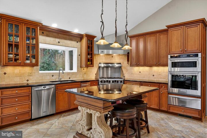 Property Photo:  15197 Wetherburn Drive  VA 20120 