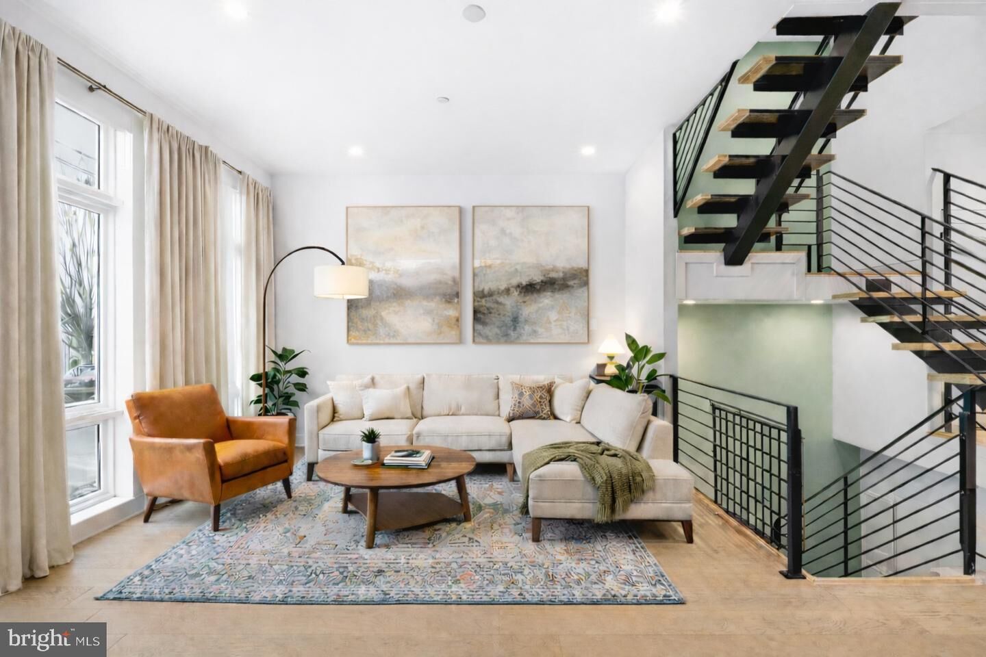 Property Photo:  2512 E Cumberland Street  PA 19125 