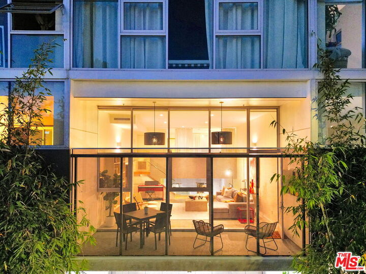 Property Photo:  803 Wilcox Ave  CA 90038 