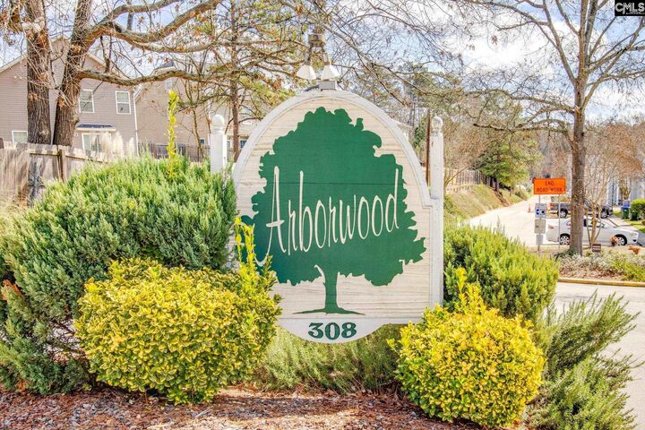 Property Photo:  308 Percival 2005  SC 29206-5027 