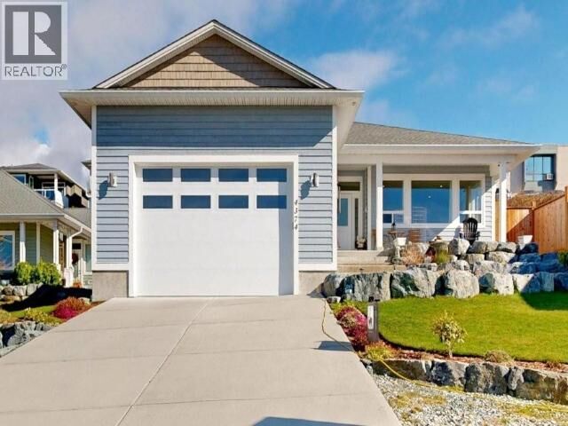 Property Photo: 4374 Quebec Ave BC V8A 0V7