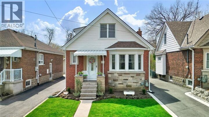 Property Photo:  22 Churchill Avenue  ON L9A 1J5 