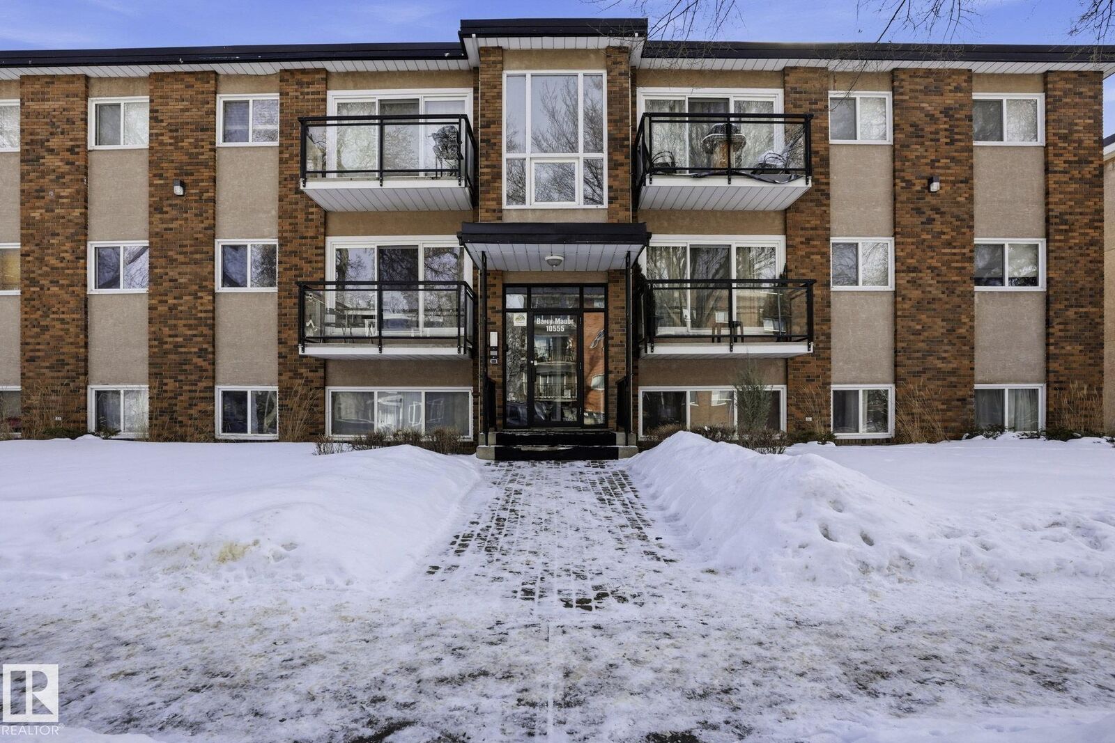 Property Photo:  10555 83 Avenue NW 202  AB T6E 2E1 