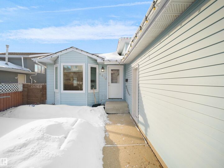 Property Photo: 2516 42 Street NW AB T6L 4M8