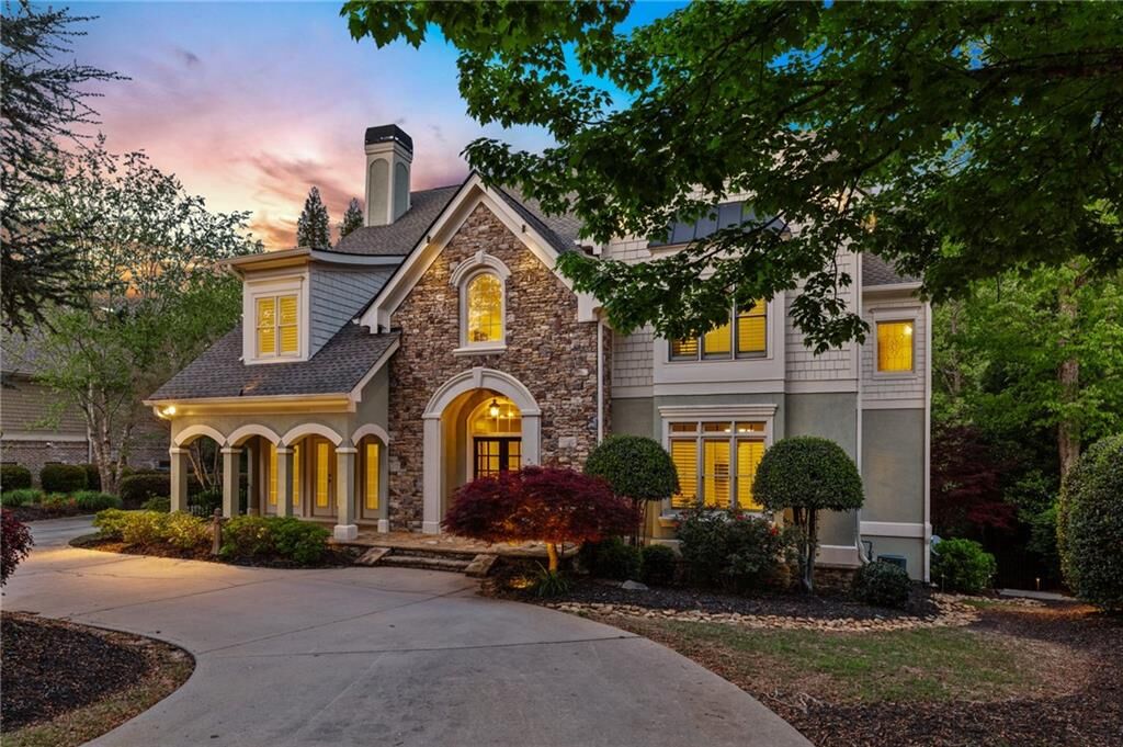 Property Photo:  2480 Flint Creek Drive  GA 30041 