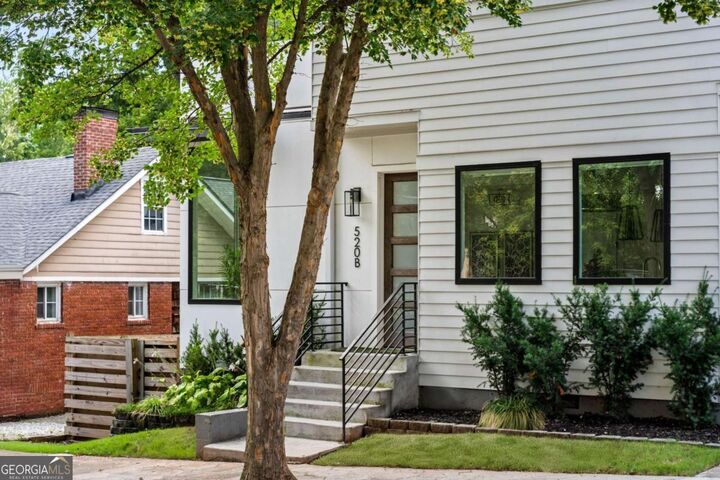 Property Photo:  520 Wabash Avenue NE B  GA 30312 