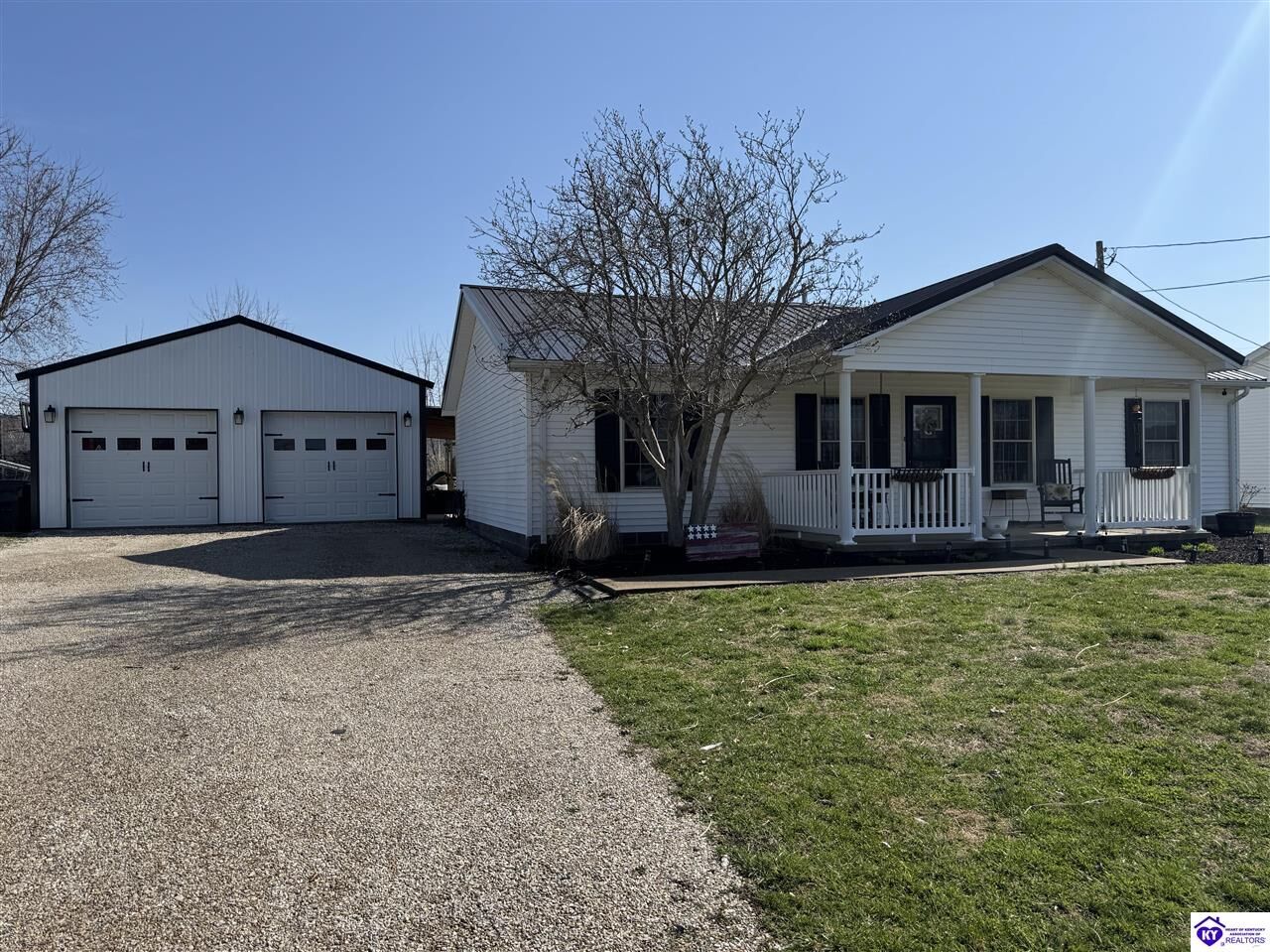 Property Photo: 635 Bomar Street KY 40143