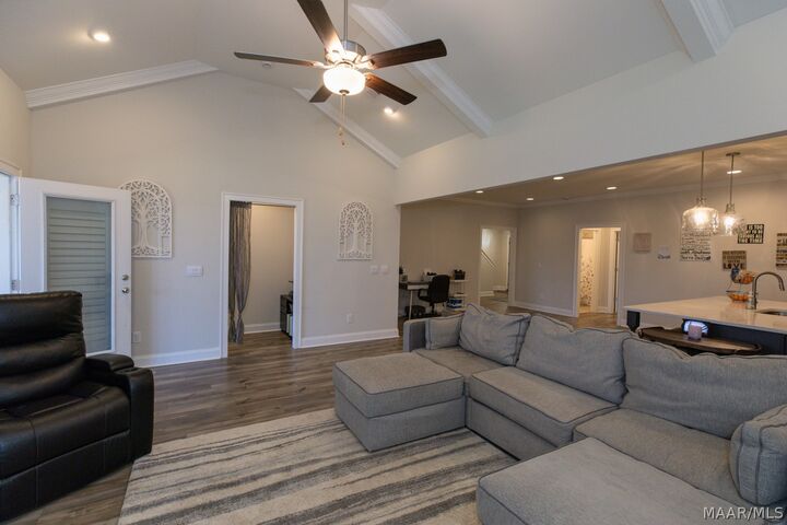 Property Photo:  264 Royal Oaks Drive  AL 36064 