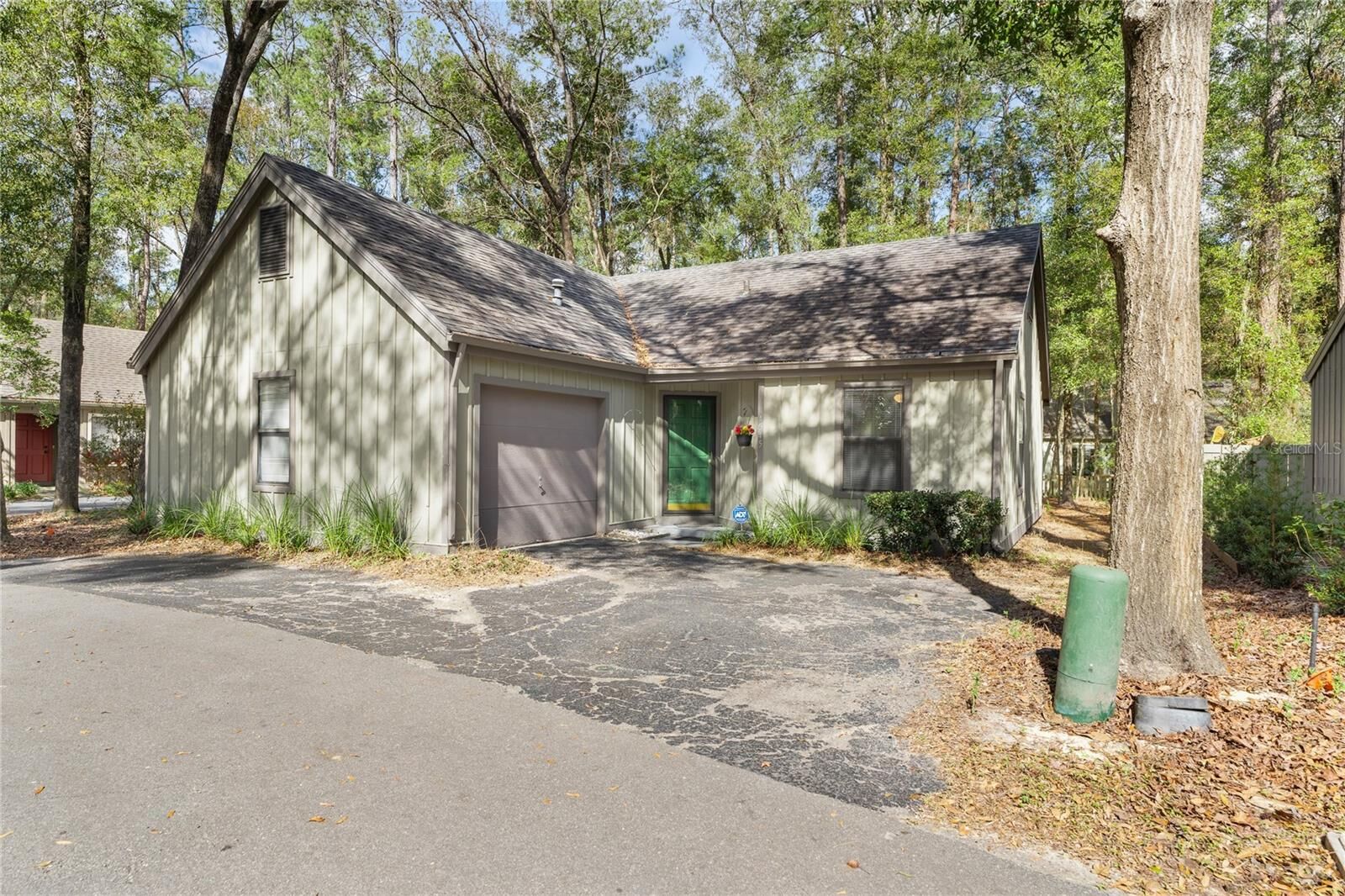 Property Photo:  4545 SW 84th Drive  FL 32608 