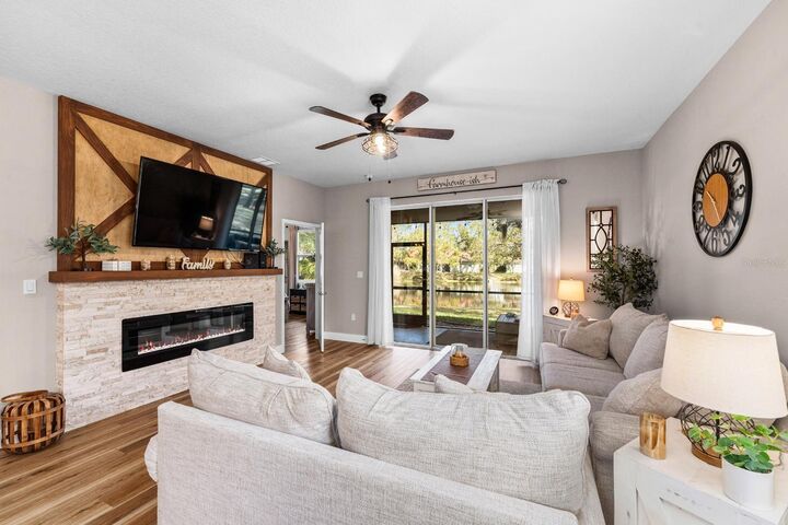 Property Photo:  128 51st Street Circle E 7  FL 34221 