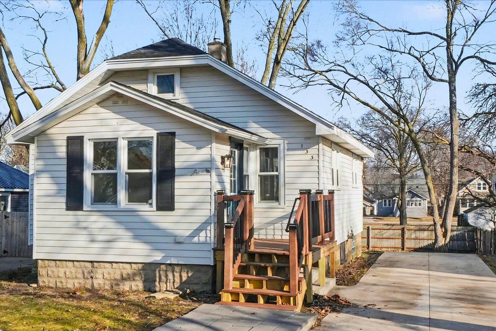 Property Photo:  133 E 20th Street  MI 49423 