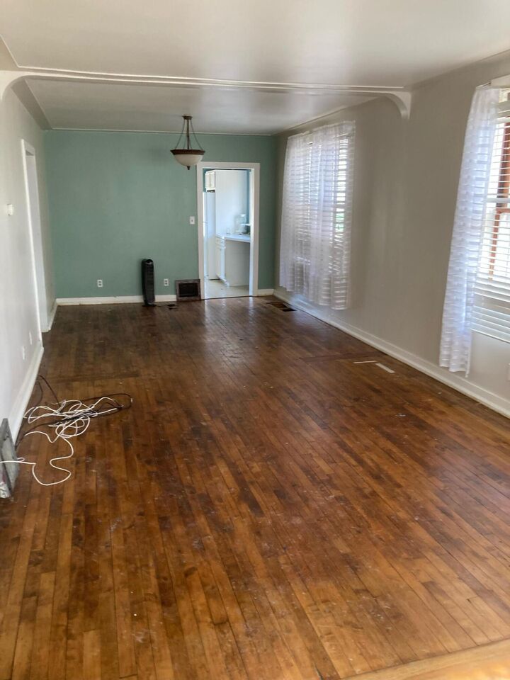 Property Photo:  1201 Slayton Avenue  MI 49417 