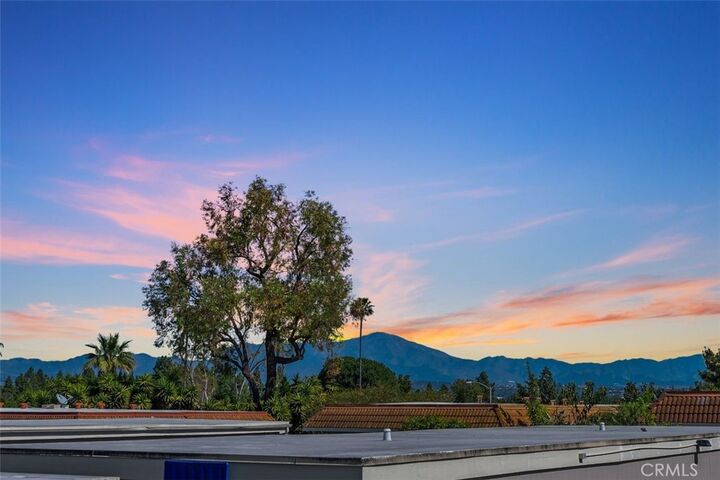 Property Photo:  23412 Via San Pablo  CA 92656 