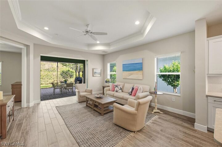 Property Photo:  2175 Marquesa Circle  FL 34112 