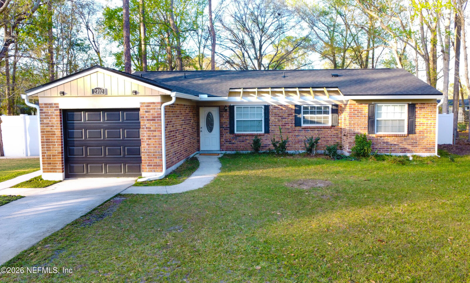 Property Photo: 2702 Pinewood Boulevard N FL 32068