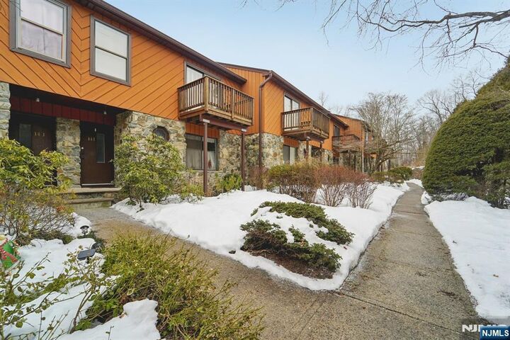 Property Photo:  14 Brookside Heights 25  NJ 07465 