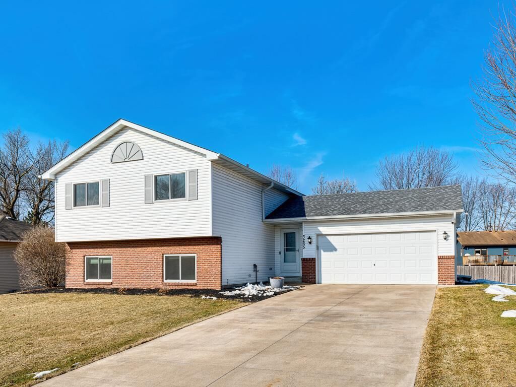 Property Photo: 3265 Norway Drive S MN 55008
