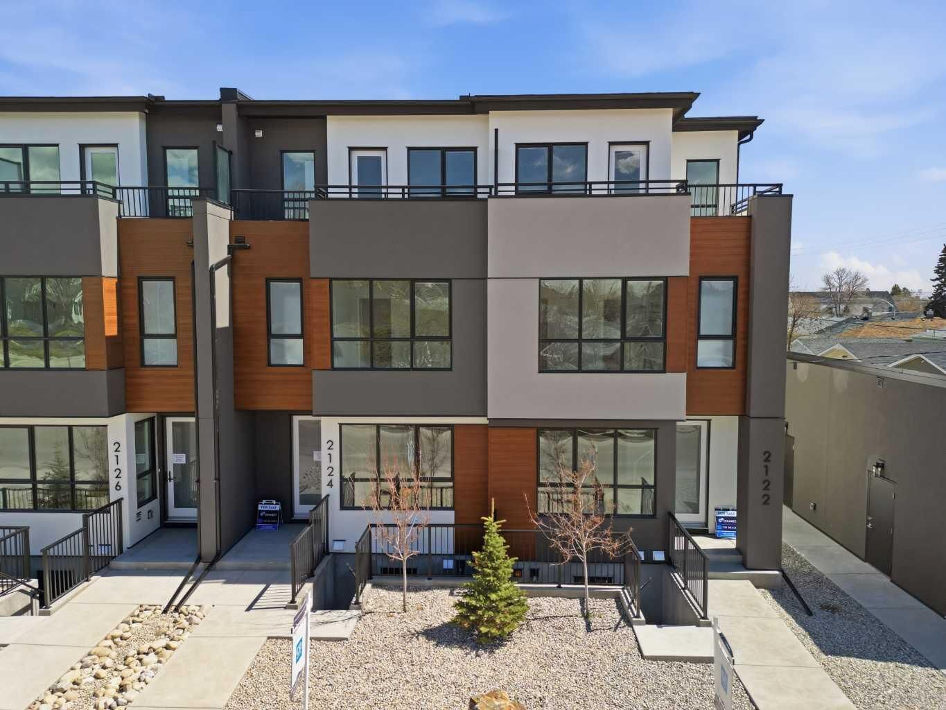 Property Photo: 2124 7 Street NW AB T2M 1K3