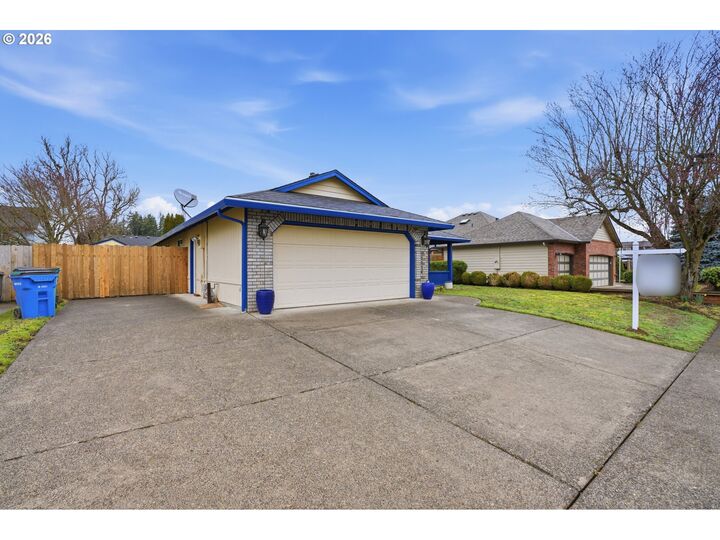 Property Photo:  13016 NE 96th Way  WA 98682 