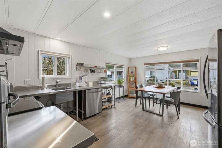 Property Photo:  2200  196th Street SE 61  WA 98012 