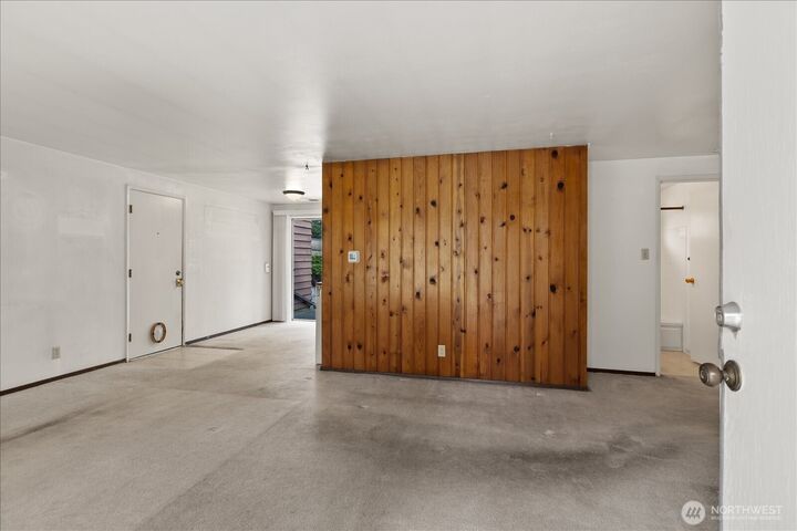 Property Photo:  23005  60th Avenue W  WA 98043 