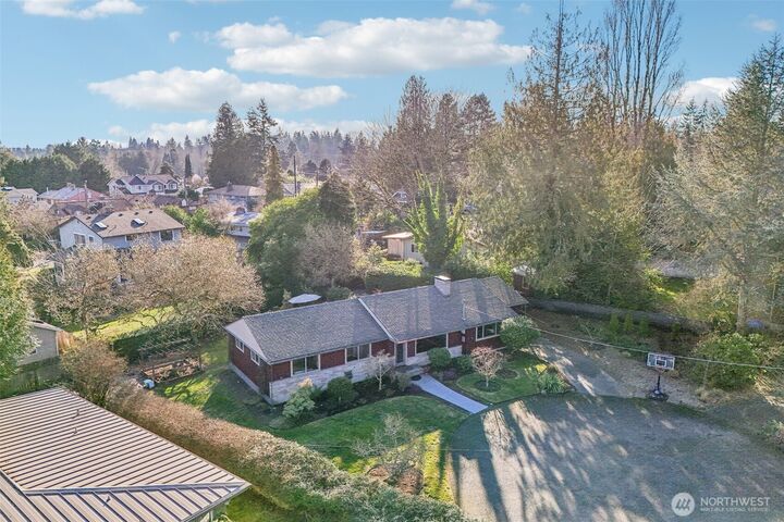 Property Photo:  11537  Corliss Avenue N  WA 98133 
