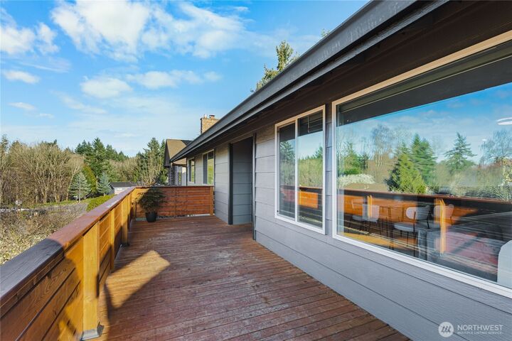 Property Photo:  2733 SW 312th Place  WA 98023 