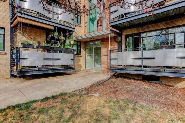 Property Photo: 636 N Washington Street 101 CO 80203